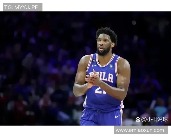 恩比德精彩罚球再现左手神技，赛后兴奋飞奔全场庆祝(恩比德踢球)